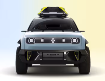 Renault 4ever Trophy '05.2023