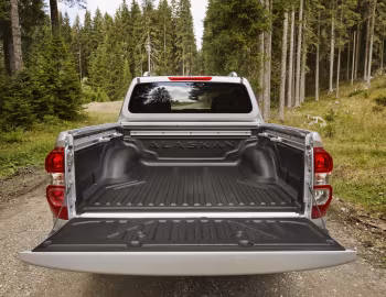 Renault Alaskan [Worldwide] '2016–19