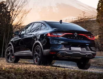 Renault Arkana E-TECH [Japan] '2022–23