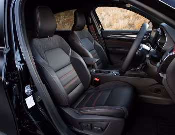 Interior Renault Arkana E-TECH [Japan] '2022–23