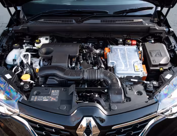 Under The Hood Renault Arkana E-TECH [Japan] '2022–23