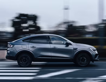 Renault Arkana E-Tech full hybrid Techno [Japan] '2025–pr.