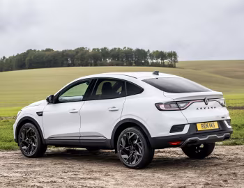 Renault Arkana E-Tech full hybrid esprit Alpine [UK-spec] '2023–pr.