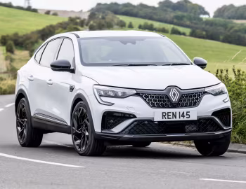 Renault Arkana E-Tech full hybrid esprit Alpine [UK-spec] '2023–pr.