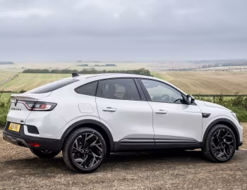 Renault Arkana E-Tech full hybrid esprit Alpine [UK-spec] '2023–pr.