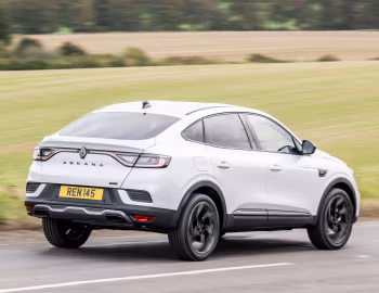 Renault Arkana E-Tech full hybrid esprit Alpine [UK-spec] '2023–pr.
