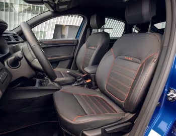 Интерьер Renault Arkana "Pulse" [CIS] '2021
