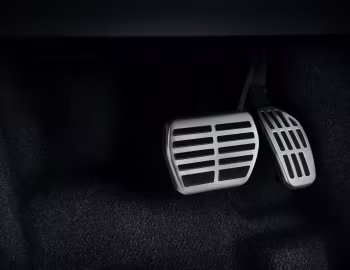 Інтэр'ер Renault Arkana "Pulse" [CIS] '2021