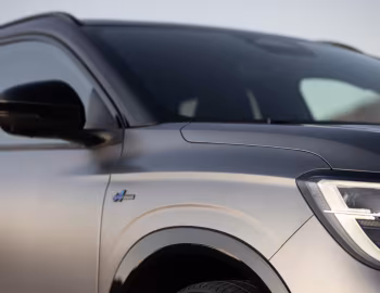 Renault Austral E-Tech full hybrid esprit Alpine [Worldwide] '2022–25