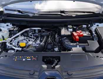 Sous la capuche Renault Austral E-Tech full hybrid iconic [Worldwide] '2022–25