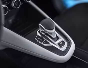 内饰 Renault Captur E-TECH Plug-in Hybrid [Worldwide] '2020–24
