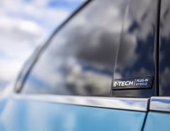Renault Captur E-TECH Plug-in Hybrid [Worldwide] '2020–24