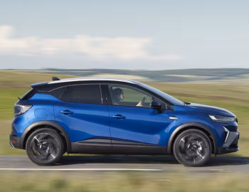 Renault Captur E-Tech full hybrid esprit Alpine [UK-spec] '2024–pr.