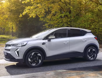 Renault Captur E-Tech full hybrid techno [Worldwide] '2024–pr.