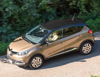 Renault Captur "Iconic" [Italy] '2015–16
