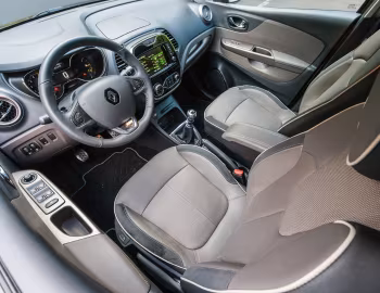 Передня панель Renault Captur "Iconic" [Italy] '2015–16