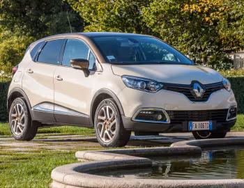Renault Captur "Iconic" [Italy] '2015–16