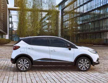 Renault Captur Initiale Paris [Worldwide] '2017–19