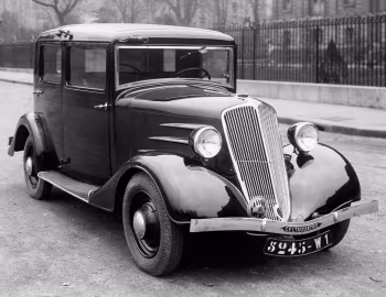 Renault Celtaquatre Sedan '1934–38
