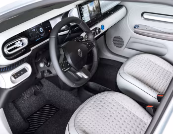 Front Panel Renault cleveR insights '06.2026