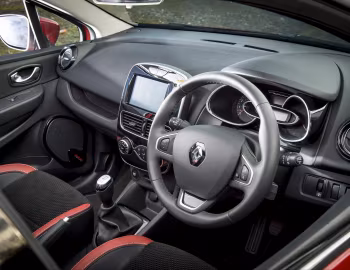 Интерьер Renault Clio [UK-spec] '2016–19