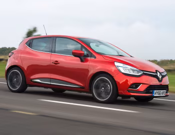 Renault Clio [UK-spec] '2016–19