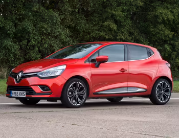 Renault Clio [UK-spec] '2016–19