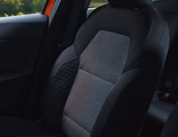 Интерьер Renault Clio [UK-spec] '2019–23