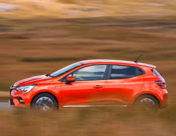 Renault Clio [UK-spec] '2019–23
