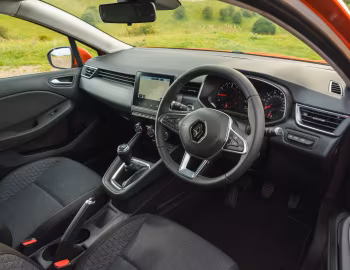 Интерьер Renault Clio [UK-spec] '2019–23