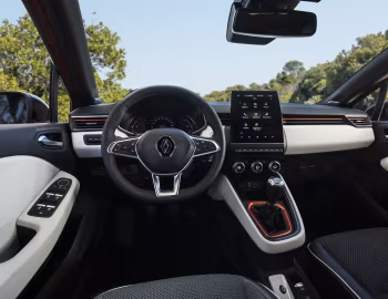 Торпедо Renault Clio [Worldwide] '2019–23