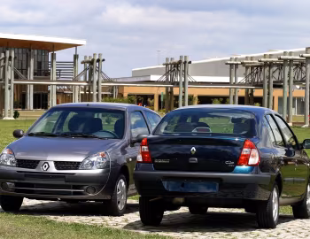 Renault Clio '2001–06