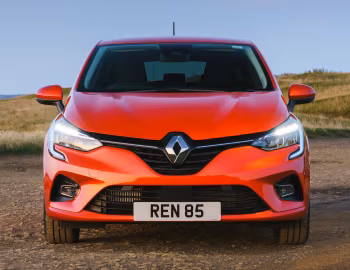 Renault Clio [UK-spec] '2019–23