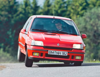 Renault Clio 16S [Worldwide] '1991–94