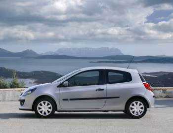 Renault Clio 3-door [Worldwide] '2005–09