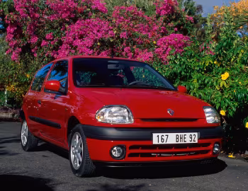 Renault Clio 3-door [Worldwide] '1998–2001