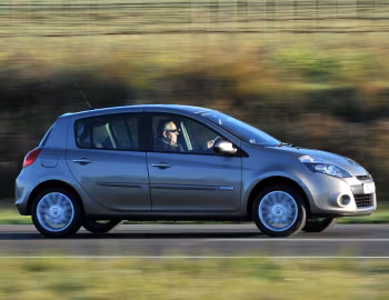 Renault Clio 5-door [South Africa] '2009–12