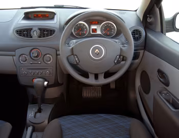 Front Panel Renault Clio 5-door [South Africa] '2006–09