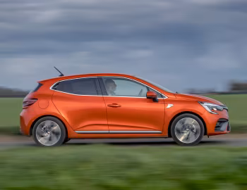 Renault Clio E-TECH [UK-spec] '2020–23