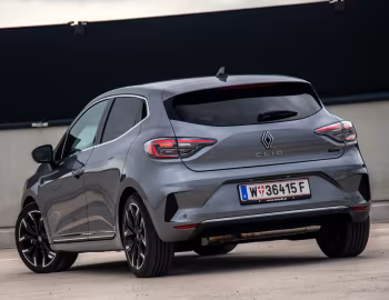 Renault Clio E-Tech full hybid techno [Worldwide] '2023–pr.