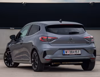 Renault Clio E-Tech full hybid techno [Worldwide] '2023–pr.
