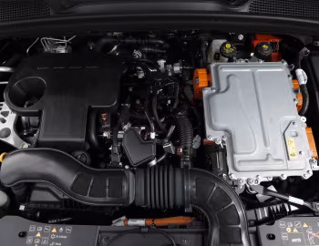 Under The Hood Renault Clio E-TECH [Worldwide] '2020–23