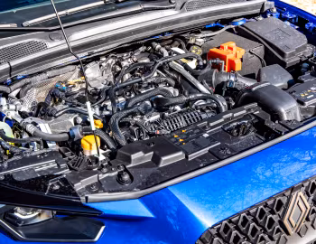 Under The Hood Renault Clio evolution [Worldwide] '2025–pr.