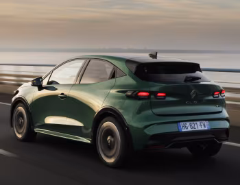 Renault Clio full hybrid E-Tech techno [Worldwide] '2025–pr.