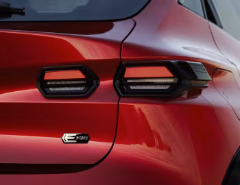 Renault Clio full hybrid E-Tech techno [Worldwide] '2025–pr.