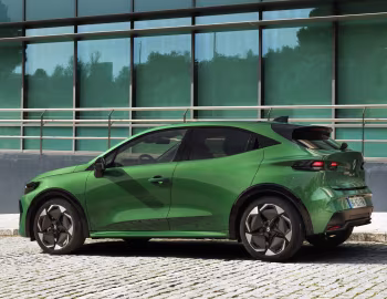 Renault Clio full hybrid E-Tech techno [Worldwide] '2025–pr.