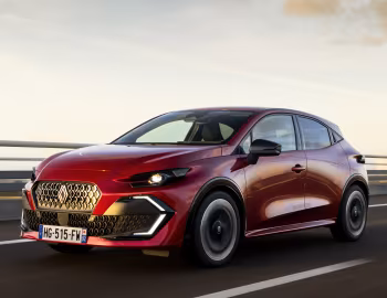Renault Clio full hybrid E-Tech techno [Worldwide] '2025–pr.