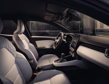 Інтер'єр Renault Clio Initiale Paris [Worldwide] '2019–23