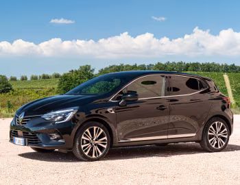 Renault Clio Initiale Paris [Worldwide] '2019–23