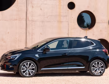 Renault Clio Initiale Paris [Worldwide] '2019–23